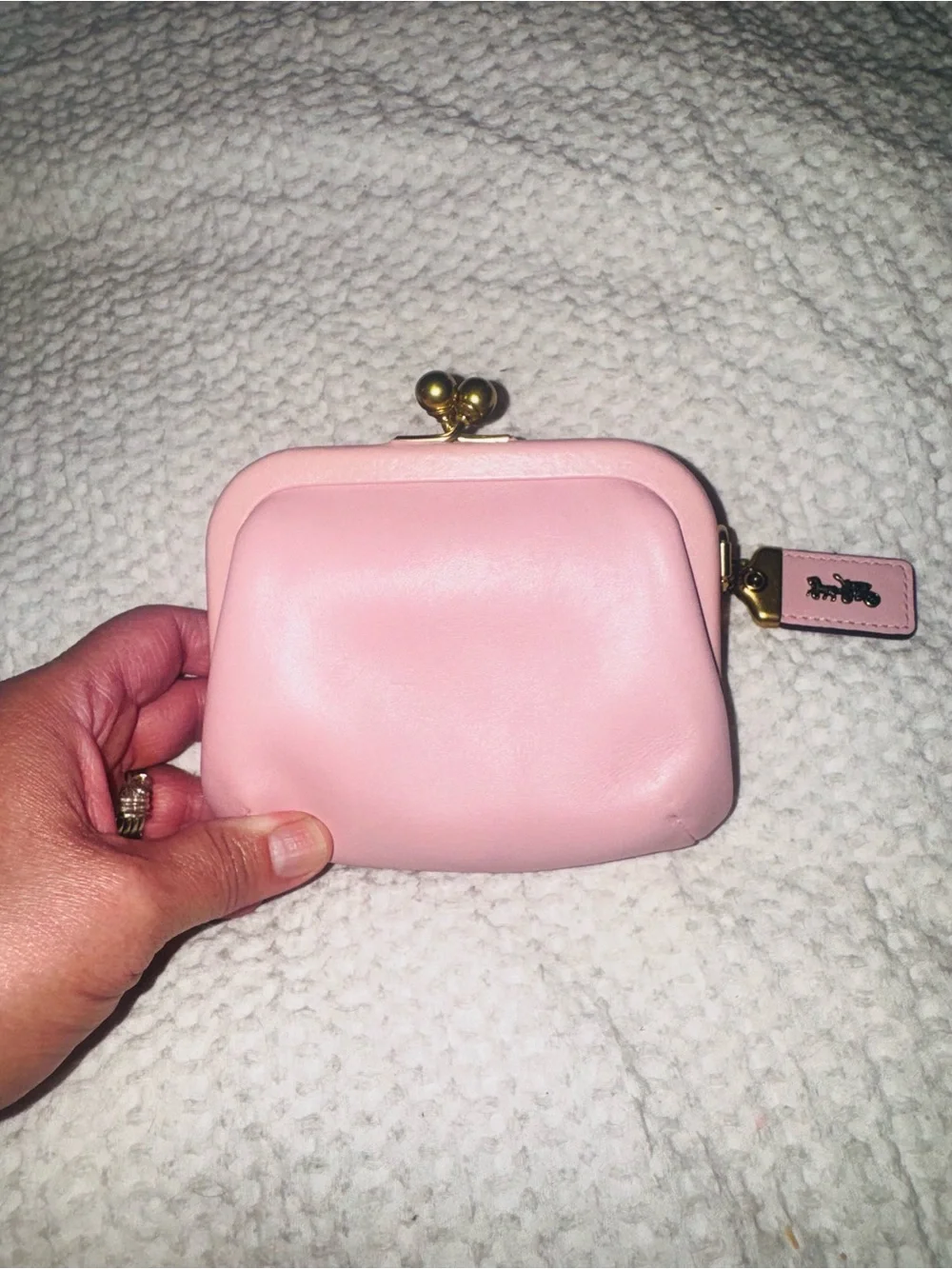 COACH 1941 Kisslock Coin Change Purse PINK Glovetan Leather